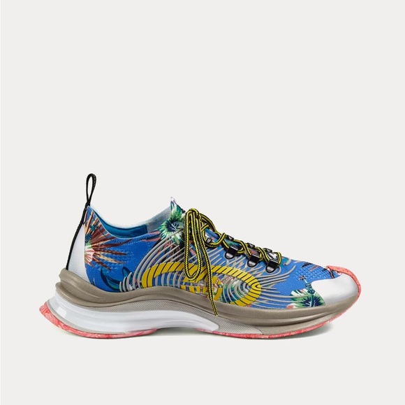 Gucci Run Sneakers - Picture 5 of 9